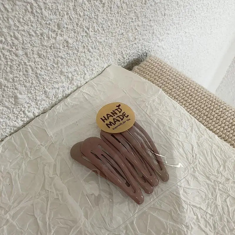 Clips