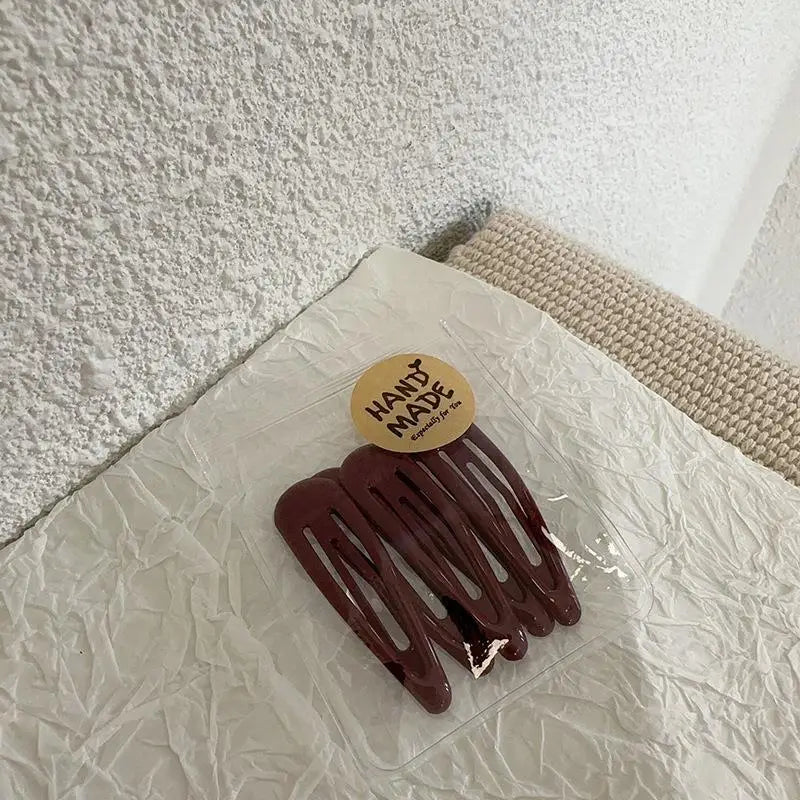 Clips